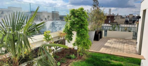 150m2 apartment and a 45M2 terrace at 8th Floor with air conditioning
